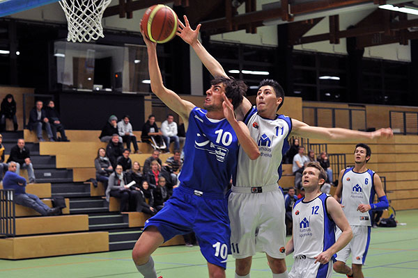 Stefan Beer attackiert den Korb
