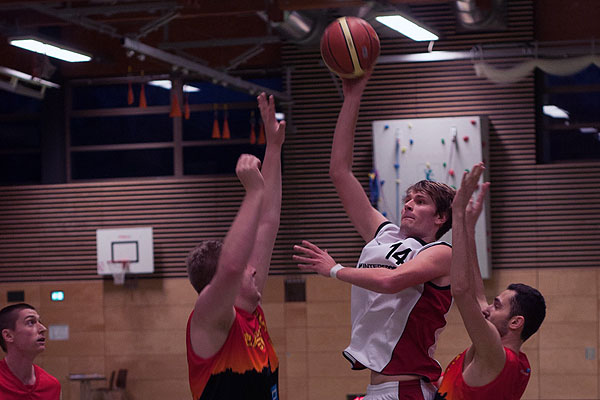 Alwin Prainer mit dem Hookshot