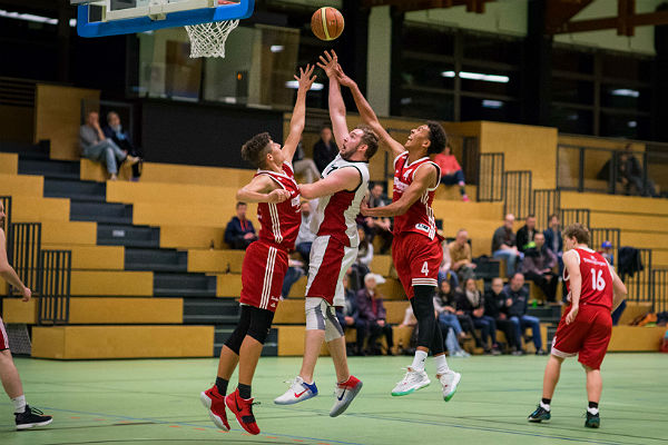 Tobi Ruhland gegen Treuchtlingen