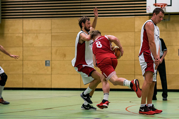 Johannes Pflamminger in der Defensive